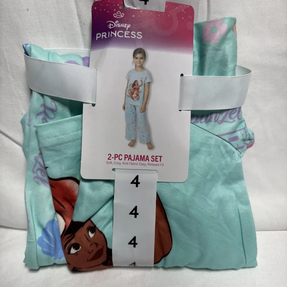DISNEY PRINCESS' SLEEPWEAR 2pc Pajama Set Girl's Sz 4 Soft Relaxed Fit Cozy